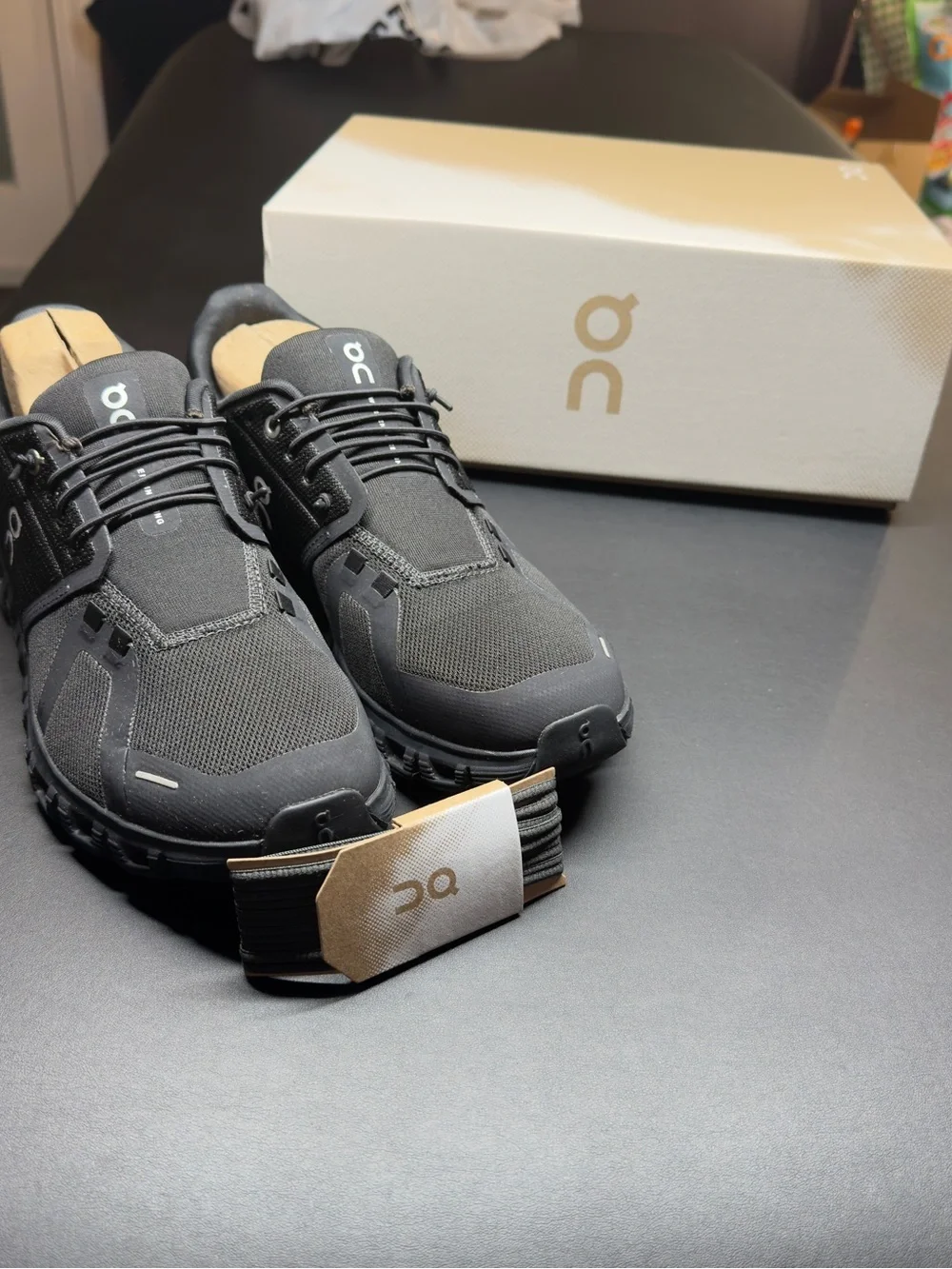 On Running mens/womens Cloudventure Waterproof Athletic Shoes - Black